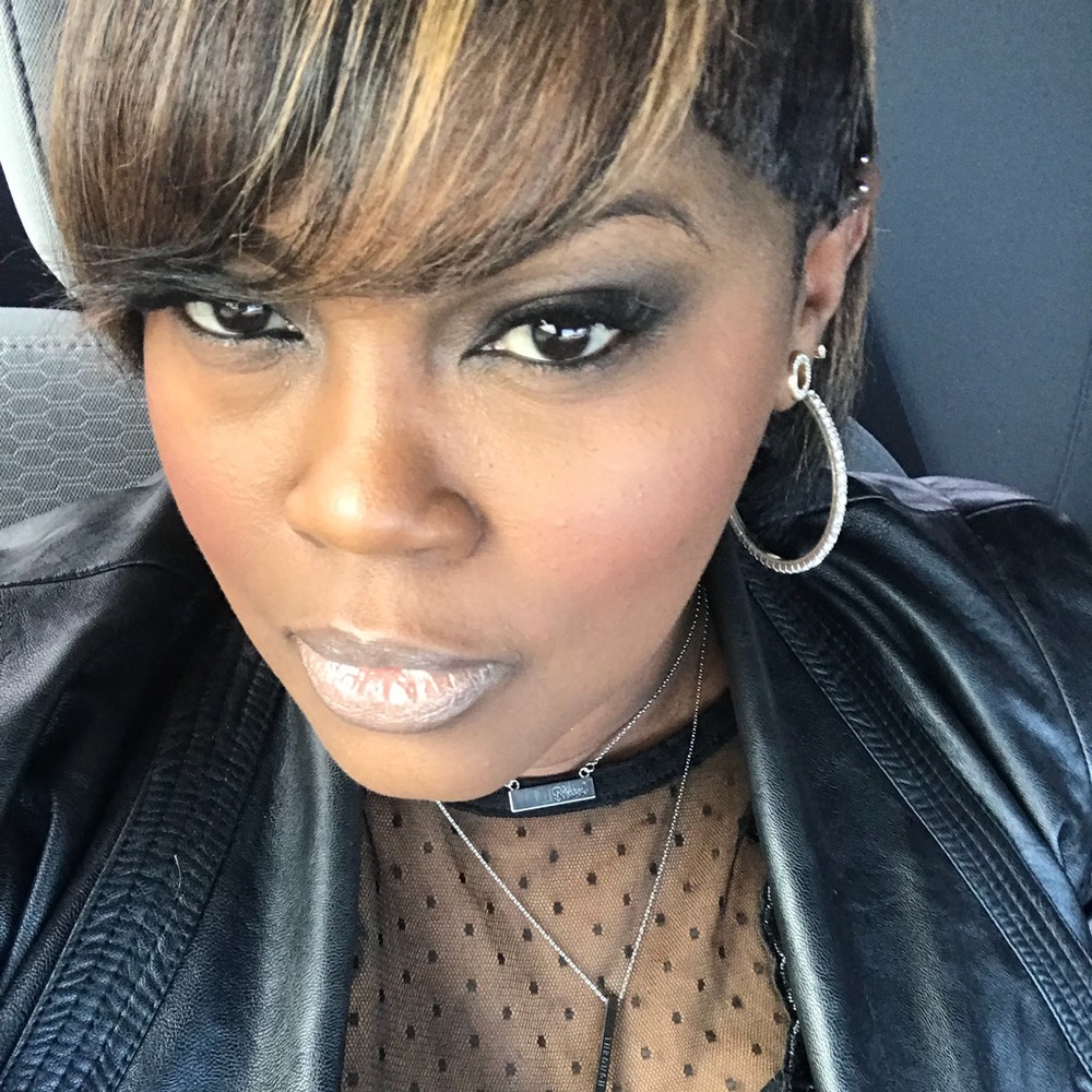 Meet your Posher, Kissmedge